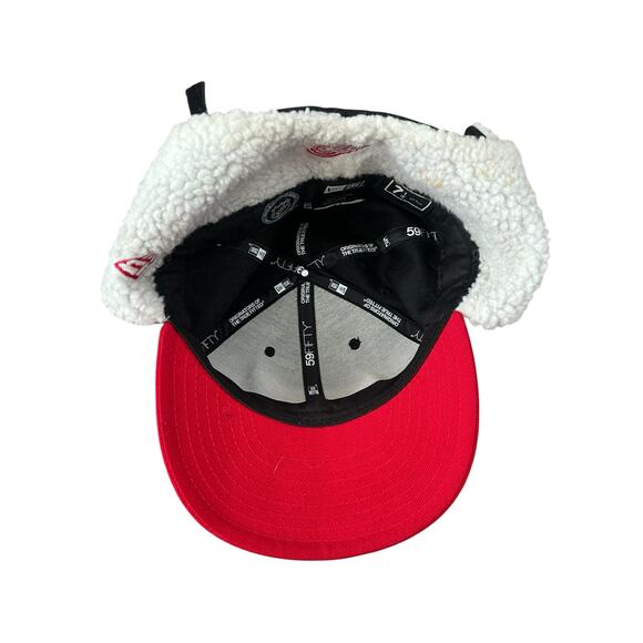 Detroit Red Wings New Era Wool Sherpa Lined Bill Trapper HAt Size 7 1/2 - Picture 7 of 9